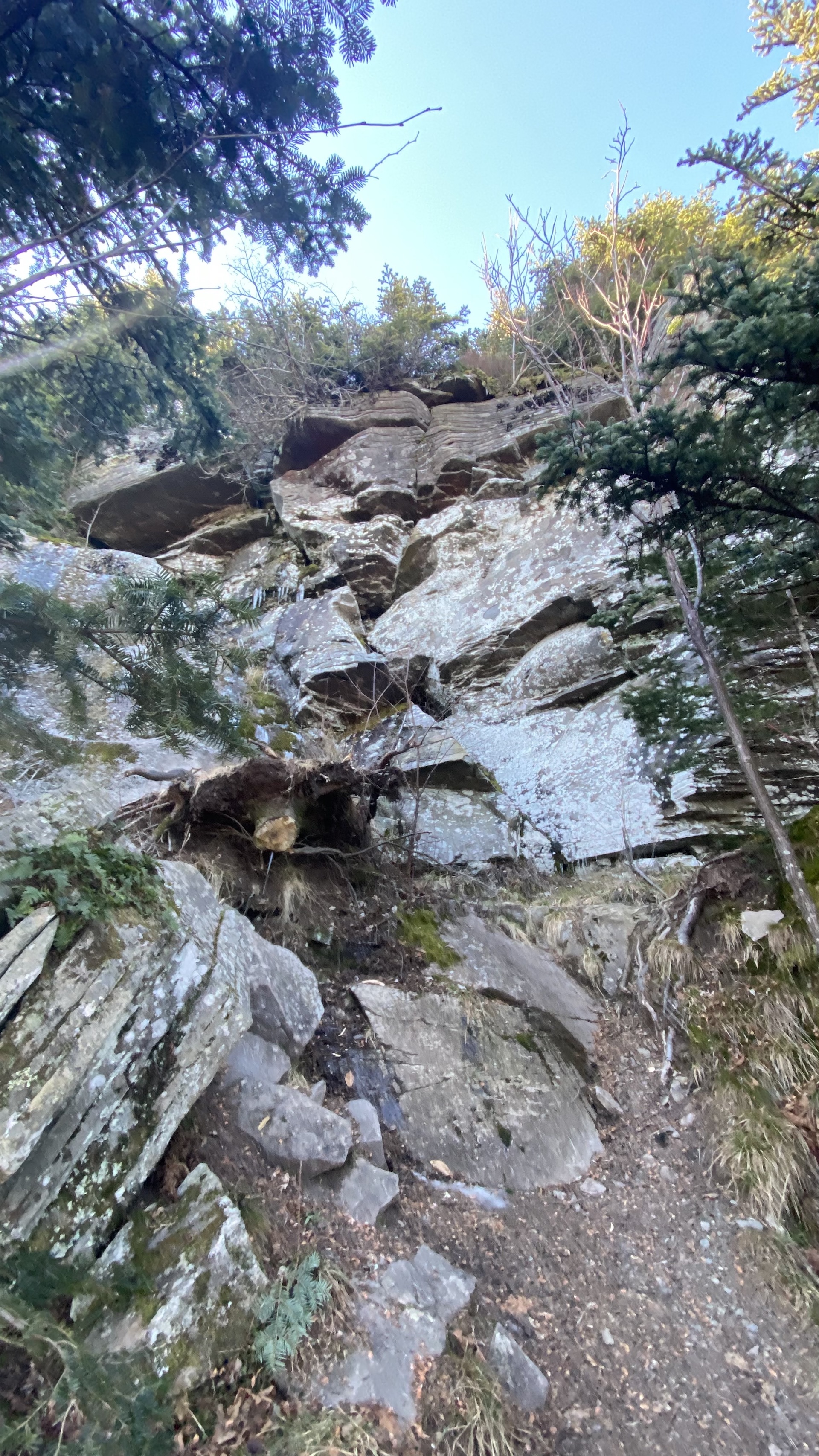hiking black dome blackhead catskills rock scramble up